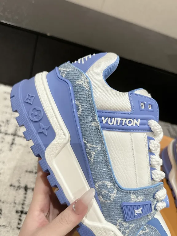 Louis Vuitton Shoe 